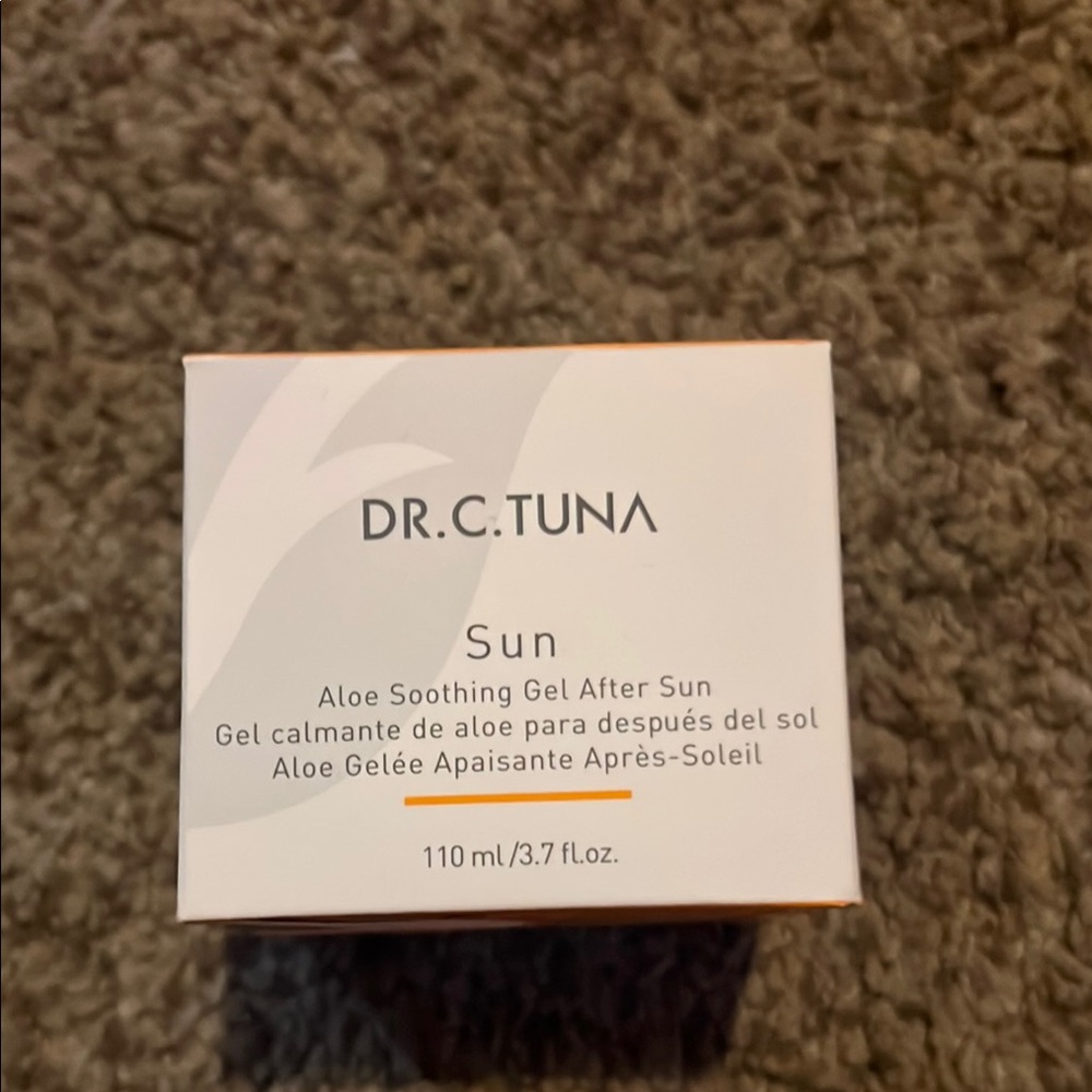 Aloe Soothing Gel After Sun - White